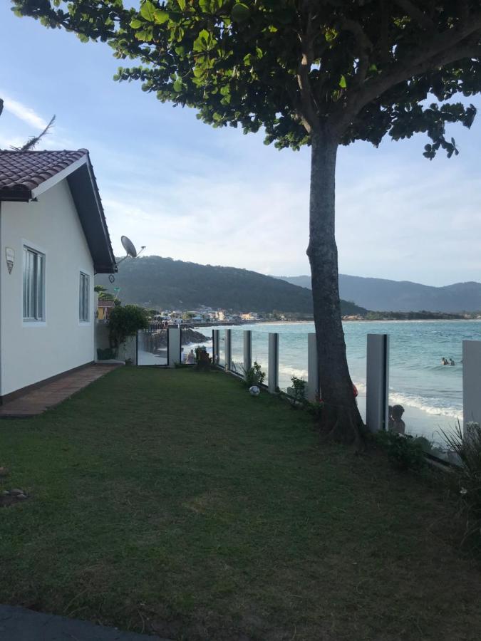 Casa Praia Frente Ao Mar Villa ฟลอเรียนอโปลิส ภายนอก รูปภาพ