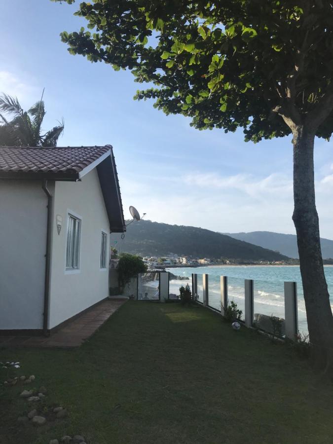 Casa Praia Frente Ao Mar Villa ฟลอเรียนอโปลิส ภายนอก รูปภาพ